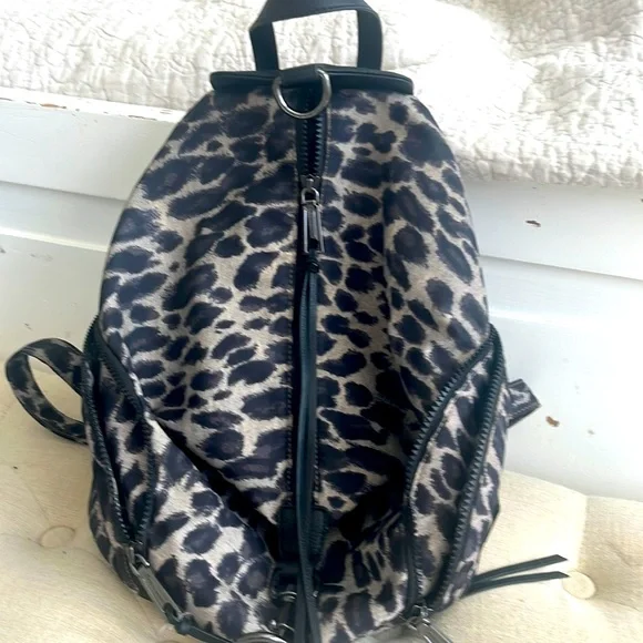 Vintage Rebecca Minkoff Ivory Leather Cheetah Lined Backpack RARE‼️?REBECCA MINKOFF??NWT?Edie Backpack in Natural  main image 4
